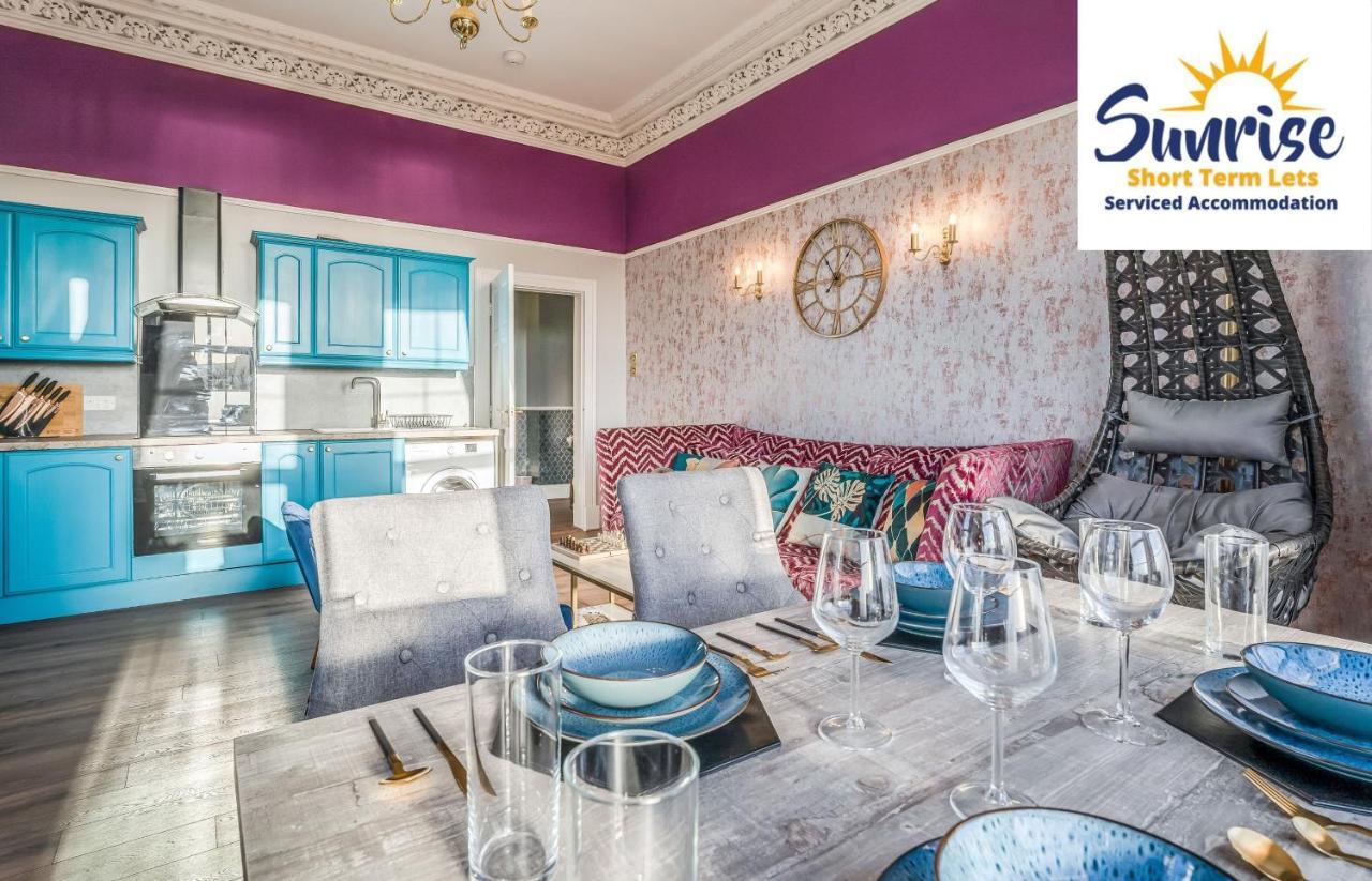 Presidential Riverside Apartment: Luxury Family Stay Dundee Exterior photo